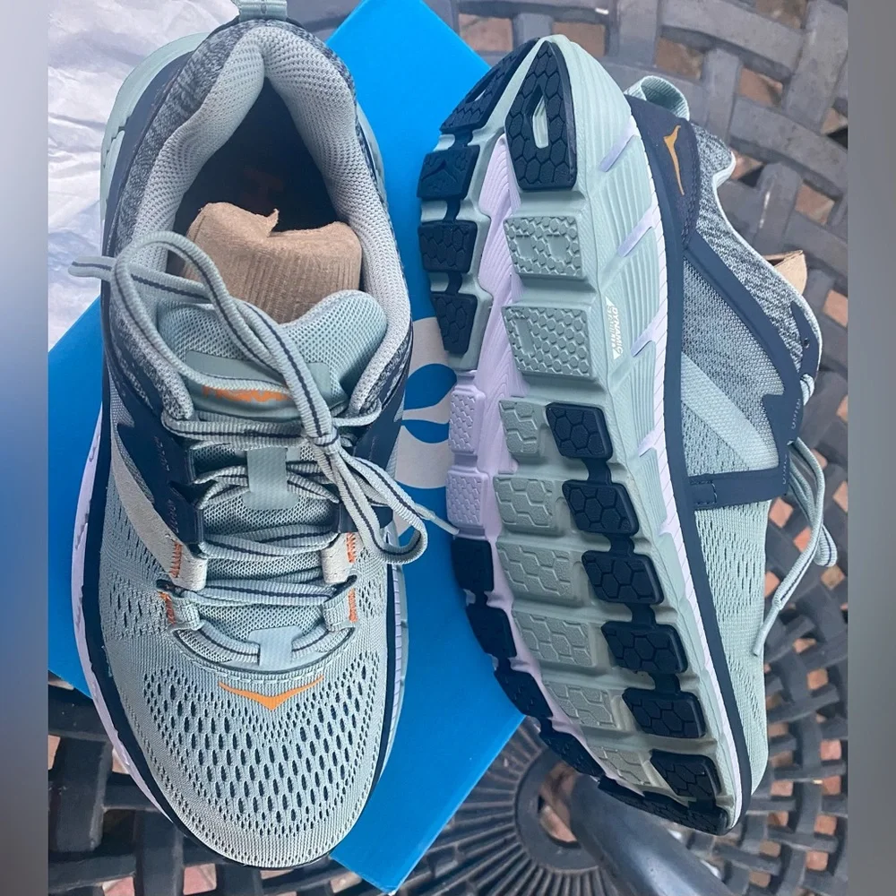 Hoka Gaviota - Women Size 7 - Brand New! - Picture 3 of 11